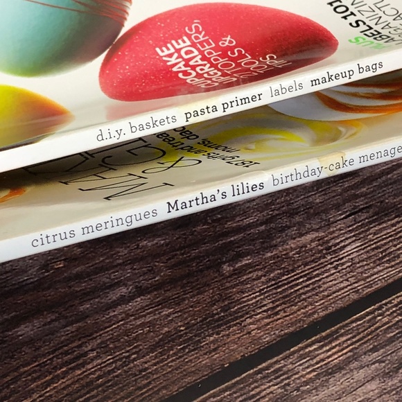 MARTHA STEWART Living Magazines 4/2012 & May 2012 Easter Egg & Cupcakes - Picture 6 of 16